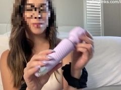 Homemade Amateur Asian Purple Vibrator SexToy Review