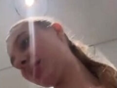 Extreme masturbate in changing room