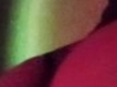 Un poco aburrido me acompañas