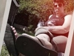 clapping slippers ????