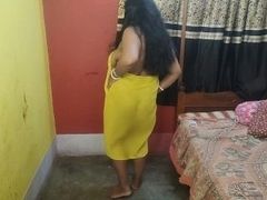 Indian hot and gorgeous girl solo fucking