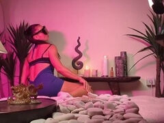 Beautiful brunette suck my dick,and after jump on it