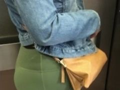 Wifey in stretch pants with demonstrable side globes in public