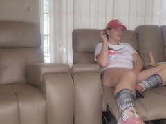 Smoking Stepsis lost a bet and had to fuck a dildo infront of me